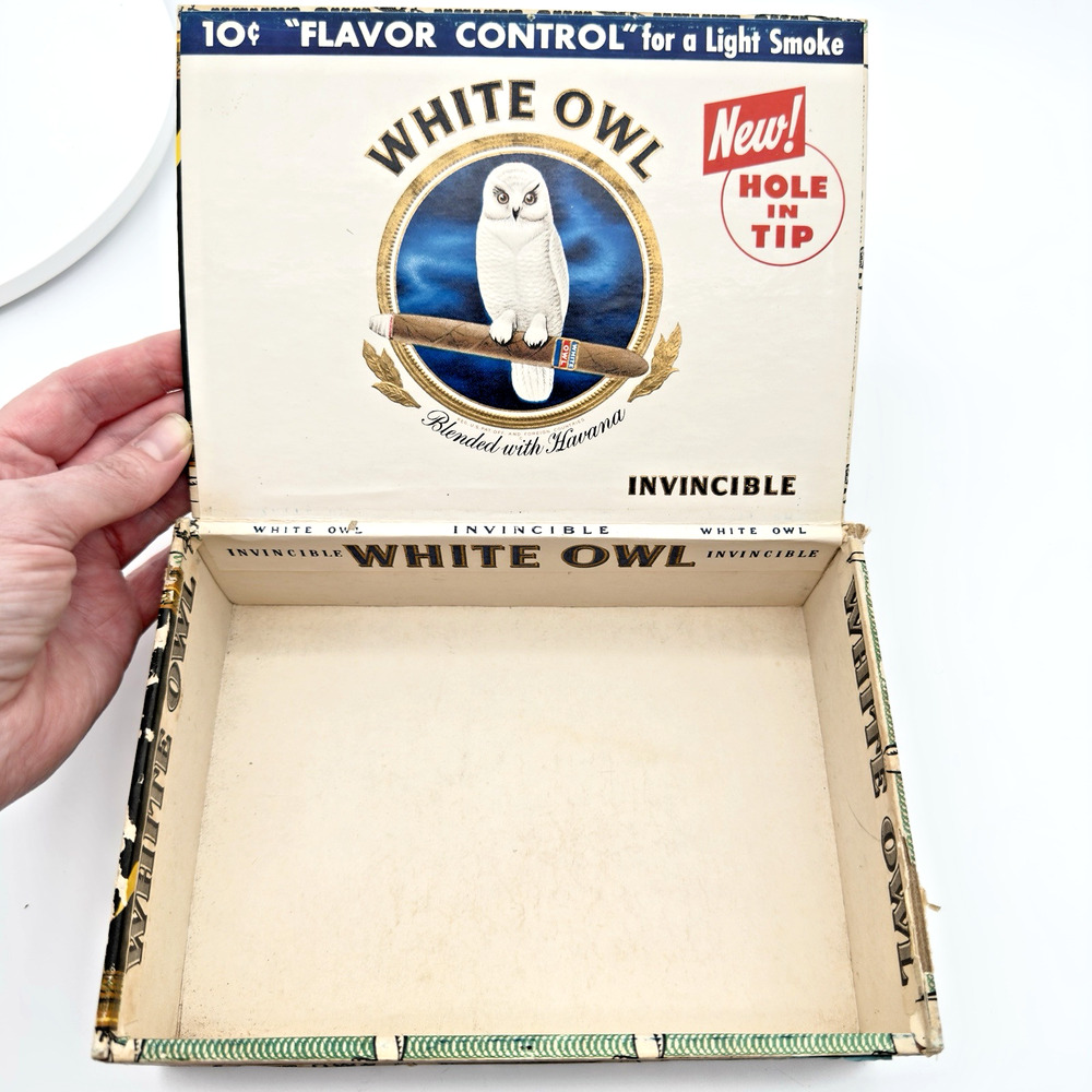 Vintage WHITE OWL Cigar Box Invincible 10 Cents Factory Number 204 Empty Prop
